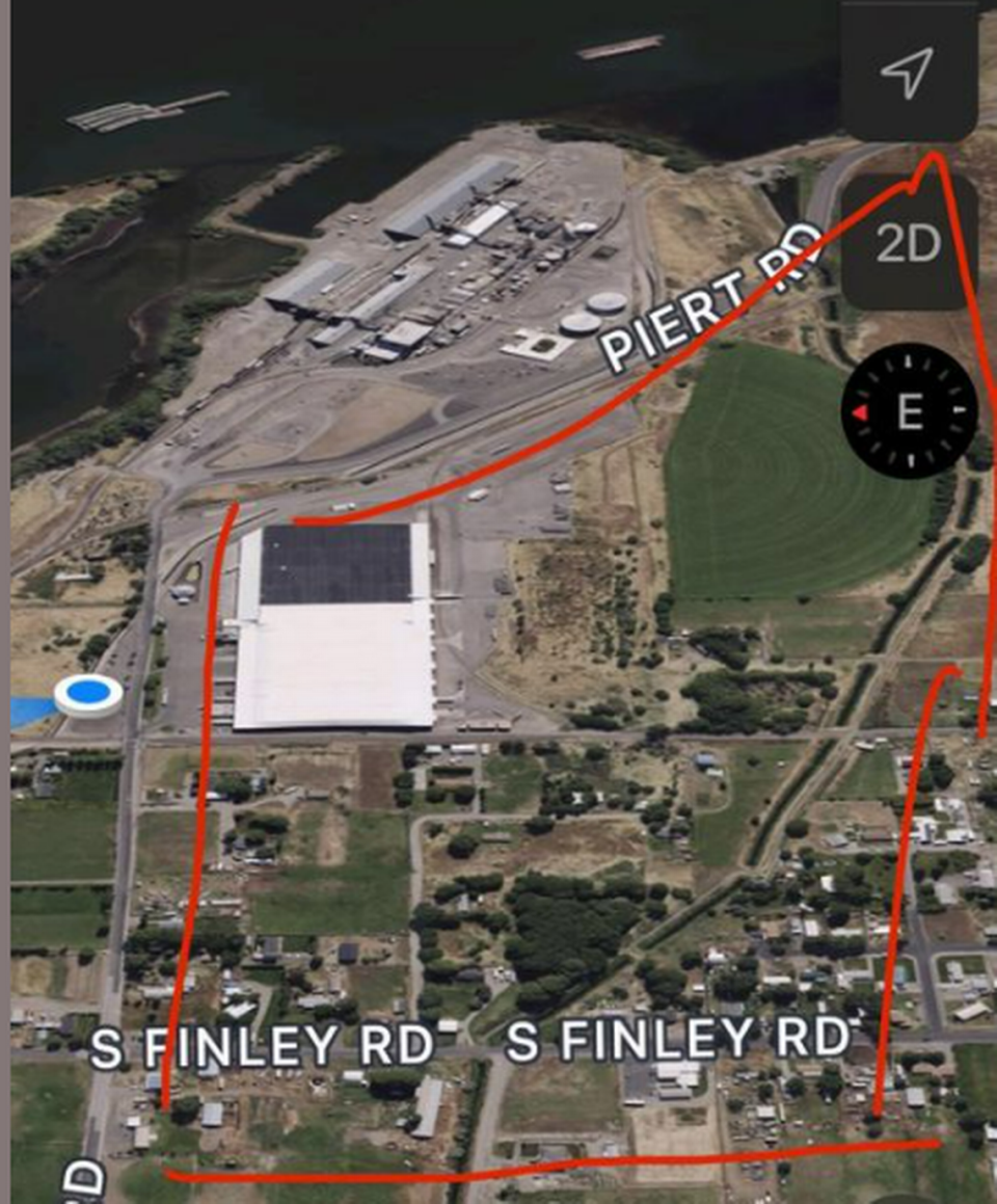 The evacuation area in Finley is outlined in red.