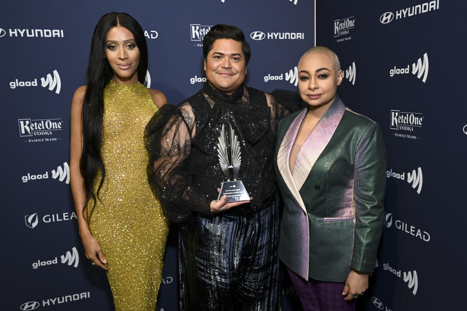 BEVERLY HILLS, CALIFORNIA - MARCH 30: (L-R) Isis King, Harvey Guillén, and Raven-Symoné attend the GLAAD Media Awards at The Beverly Hilton on March 30, 2023 in Beverly Hills, California. (Photo by Michael Kovac/Getty Images for GLAAD)