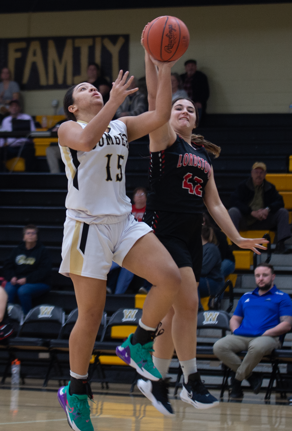 Windham's Briah Daniel drives the ball against Lordstown last year.