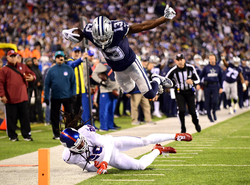 Dallas Cowboys receiver Michael Gallup, gettin' up. (Getty)