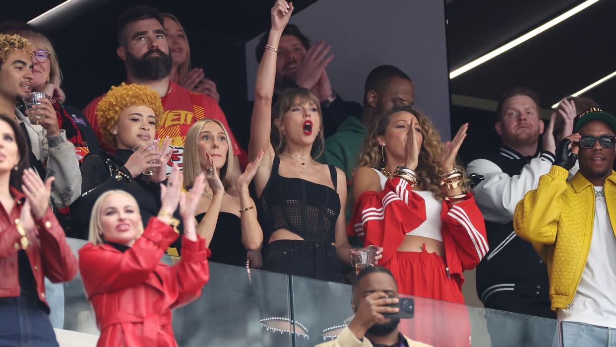 las vegas, nevada february 11 rapper ice spice, singer taylor swift and actress blake lively react prior to super bowl lviii between the san francisco 49ers and kansas city chiefs at allegiant stadium on february 11, 2024 in las vegas, nevada photo by ezra shawgetty images