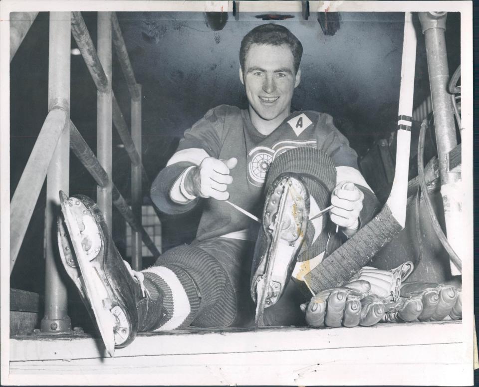 Red Kelly played for the Red Wings from 1947-60.