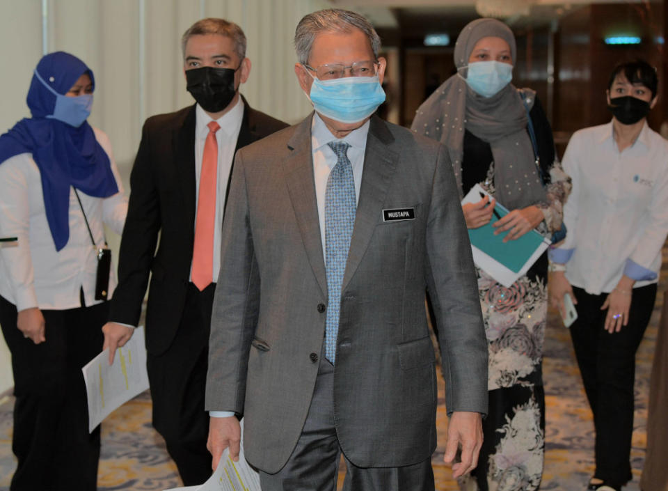 Datuk Seri Mustapa Mohamed attends a press conference for the Pengerang Integrated Petroleum Complex development in Iskandar Puteri, April 15, 2021. — Bernama pic