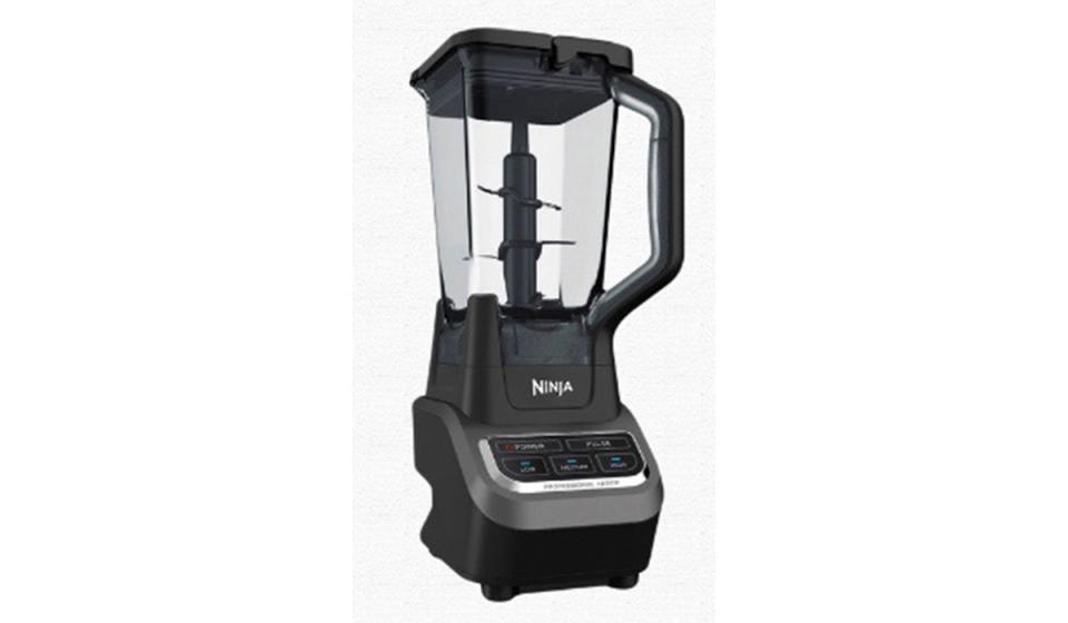 Ninja blender in black