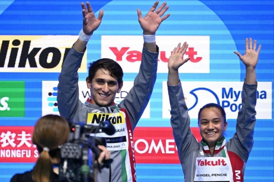 Diego Balleza y Viviana Del Ángel Campeonato Mundial de Natación en Fukuoka. 