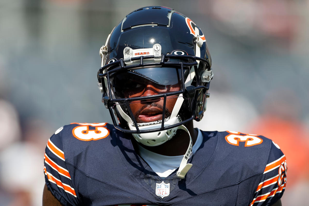 Bears' Jaylon Johnson frustrated with loss but refutes lack of preseason  preparation - On Tap Sports Net