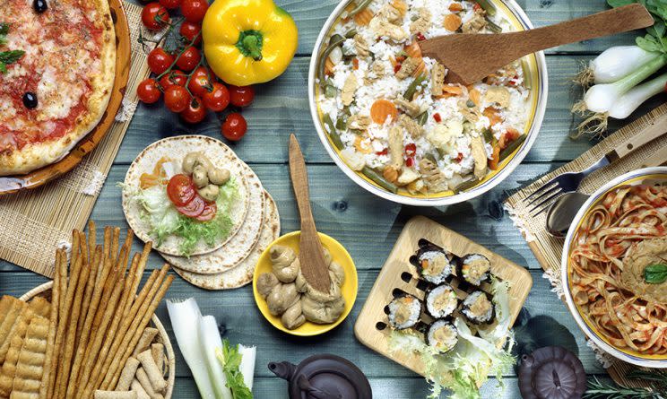 A new study shows that the Mediterranean diet lowers the risk of memory issues as you age. (Photo: Getty Images)