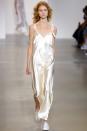 <p>Calvin Klein Collection Spring/Summer 2016 (New York)<br></p>