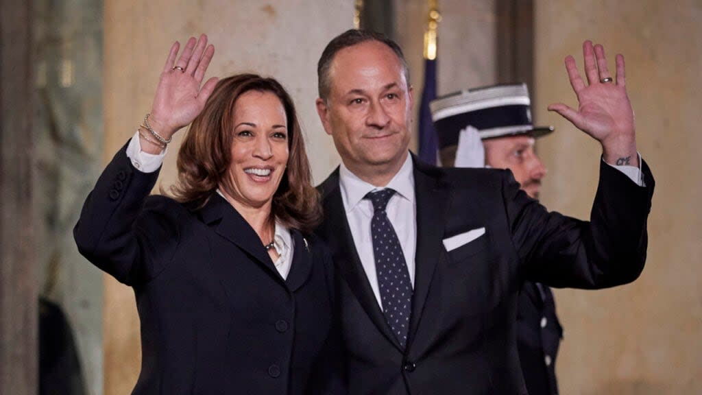 US Vice President Kamala Harris and her husband Douglas Emhoff arrive at the Elysee Palace for the inaugural dinner on the first day of the Paris Peace Forum on November 11, 2021 in Paris, France. (Photo by Kiran Ridley/Getty Images)