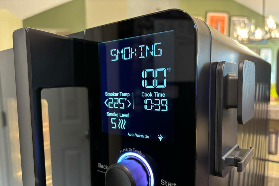 <p>A close up of the GE Profile Smart Indoor Smoker's display, showing time, temperature and smoke level stats.</p>
