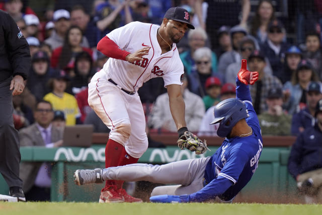 Kevin Gausman shuts down Red Sox, Blue Jays hold on for win - The Globe and  Mail