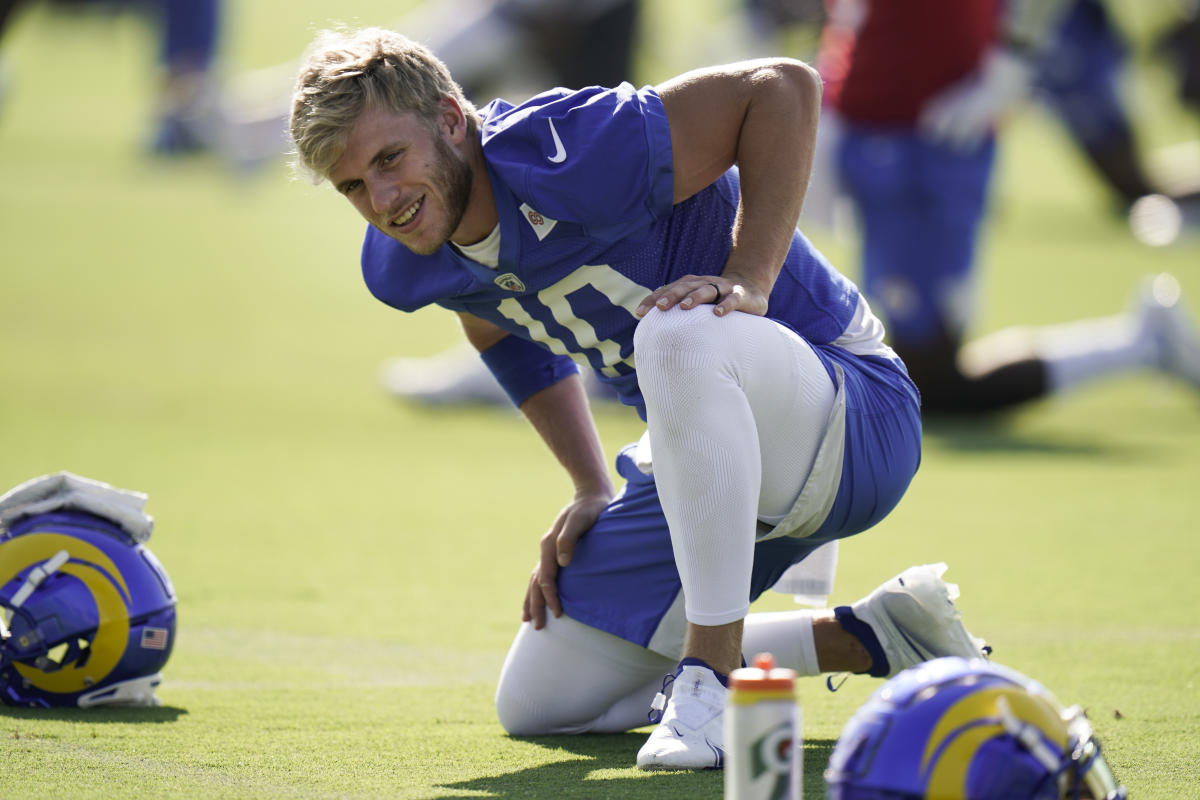 Look: Cooper Kupp trained on his own custom field in a barn this