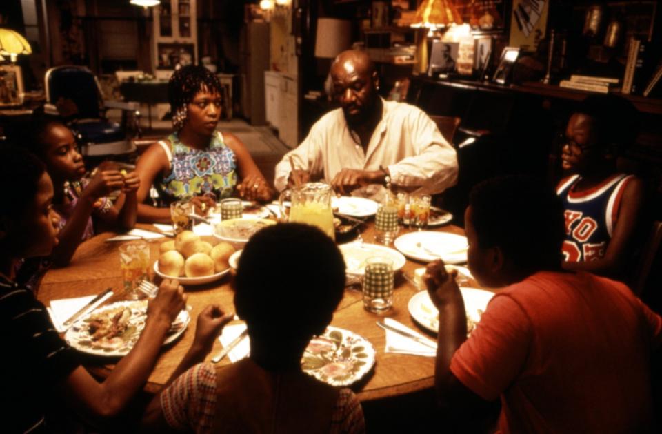 Alfre Woodard, Delroy Lindo and their brood in "Crooklyn." (Photo: Universal Pictures)