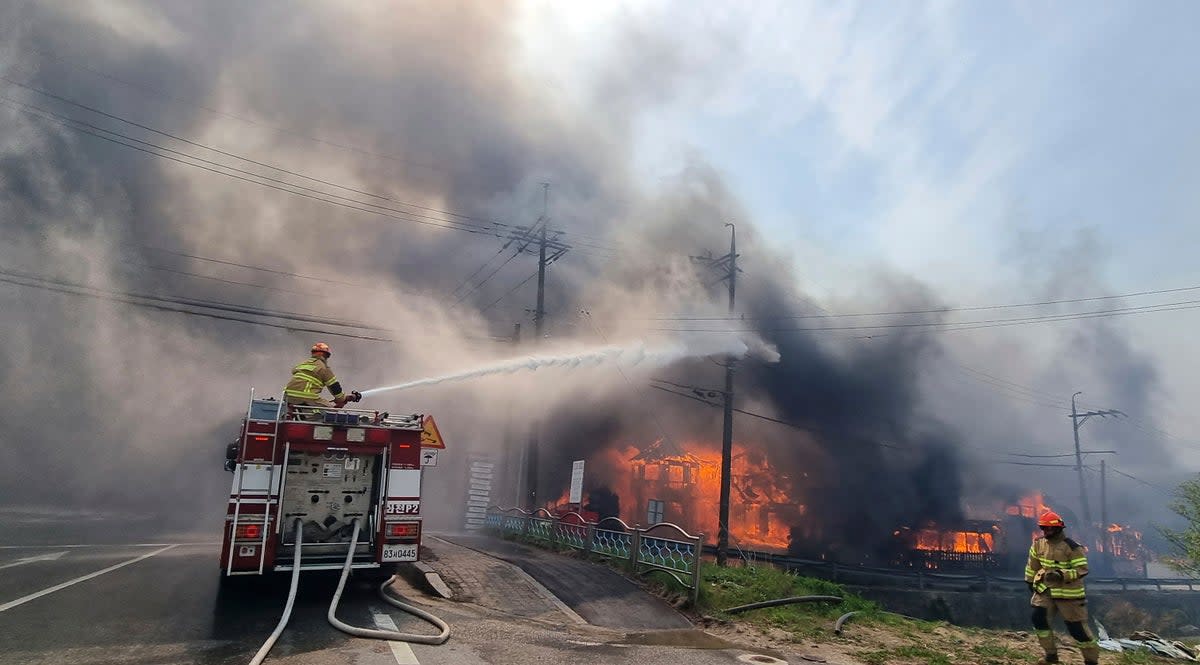 ASI-GEN COREA DEL SUR-INCENDIO (AP)