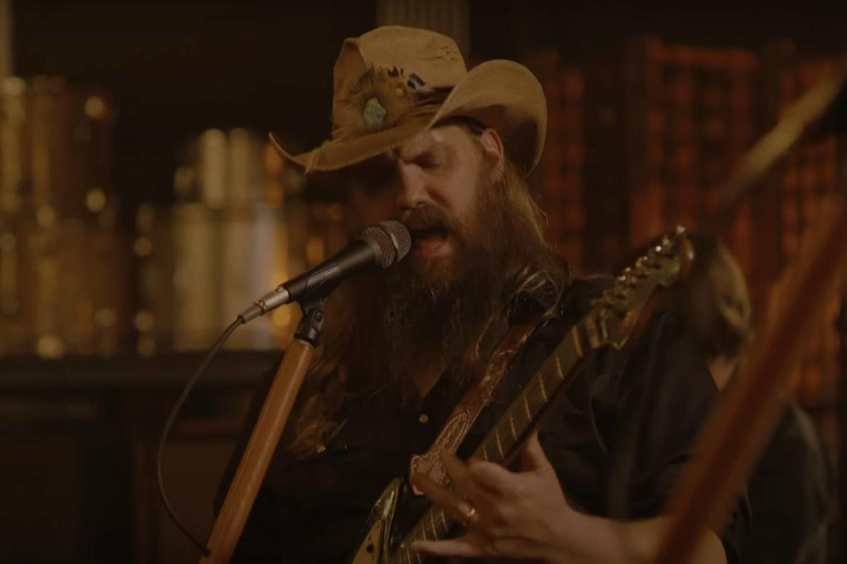 Chris Stapleton Sings ‘Devil Always Made Me Think Twice’ on ‘Colbert’