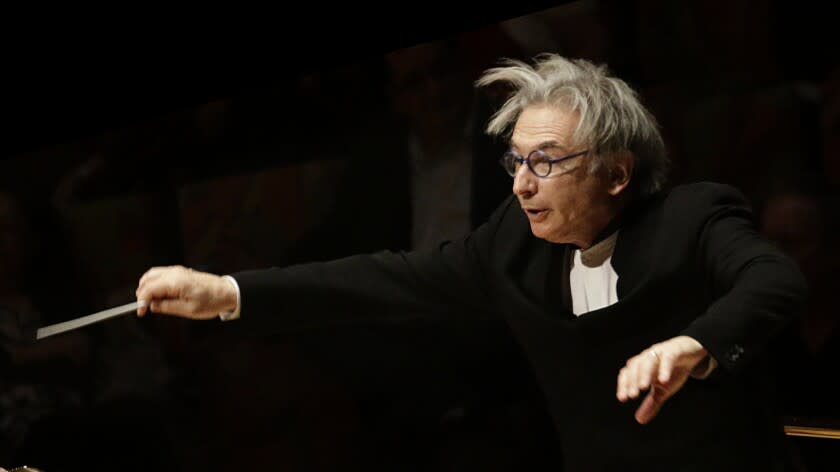 Michael Tilson Thomas conducting at L.A.'s Walt Disney Concert Hall in 2015.