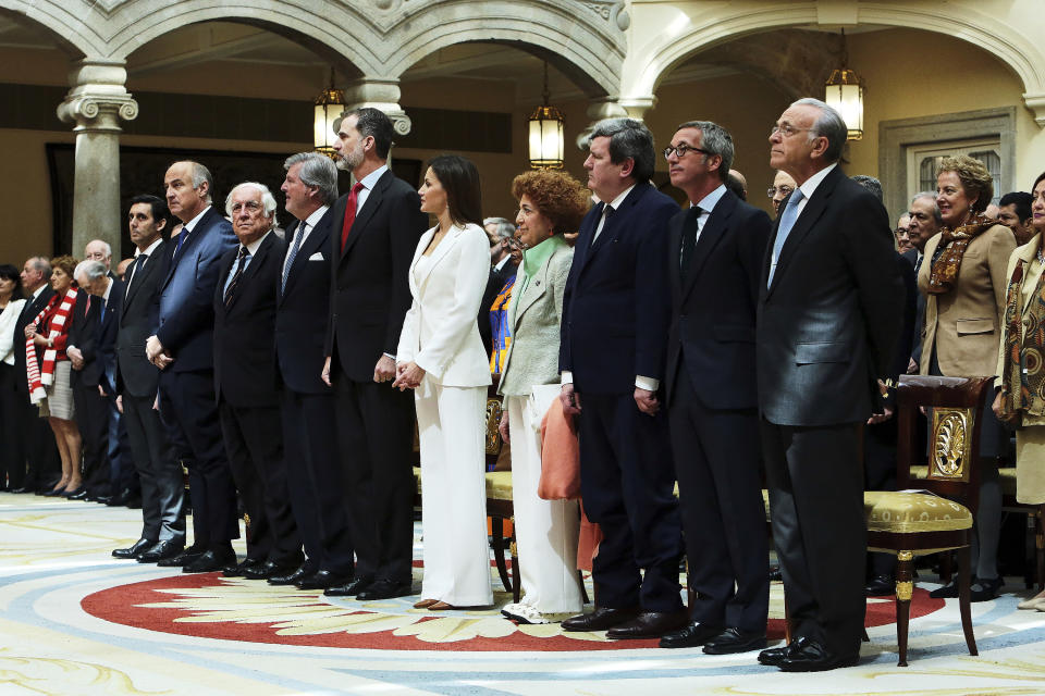 <p>Los más grandes admiradores de Letizia la compararan incluso con un ángel, por la pureza que transmitía su atuendo Georgio Armani/Getty Images </p>