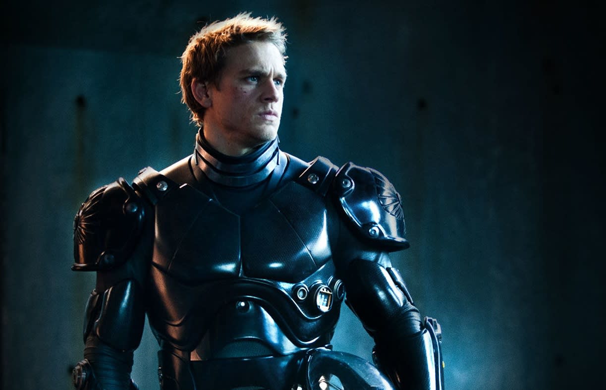 Charlie Hunnam in 2013's 'Pacific Rim' (credit: Warner Bros)