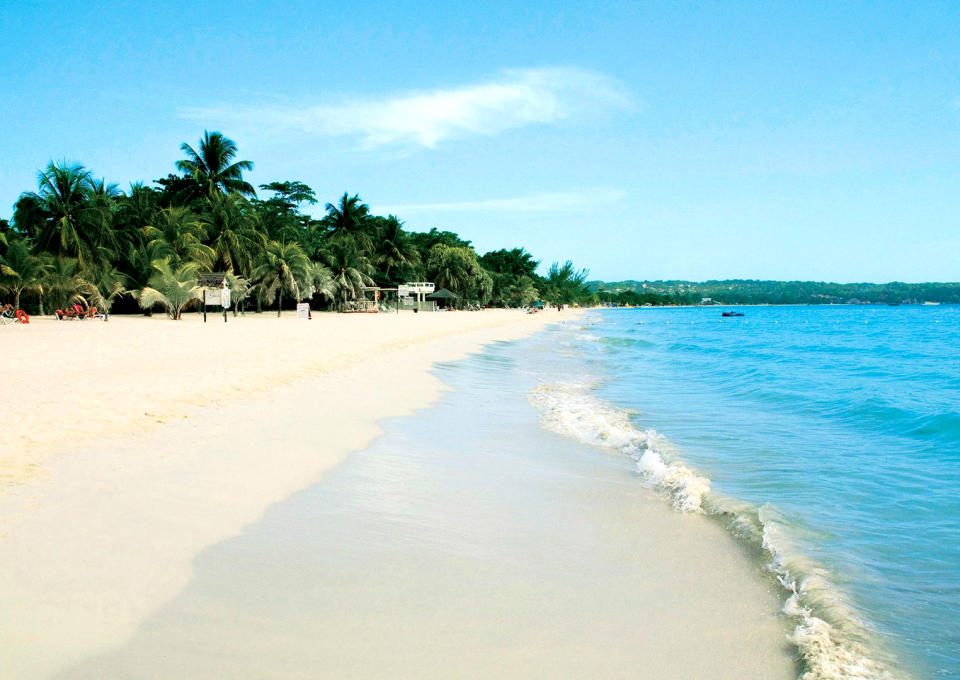 <p>“Nos fascino la playa, extensa, tranquila, de aguas calmas y cristalinas, disfrutamos mucho recorriéndola y deleitándonos con la fauna marina que se podía apreciar desde la orilla”. Haydee P. (Foto: Pinterest). </p>