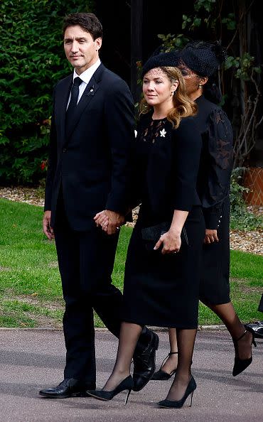 WINDSOR, ENGLAND - SEPTEMBER 19: Prime Minister of Canada Justin Trudeau and Sophie Grégoire arrive for the Committal Service of Queen Elizabeth II at St. George's Chapel on September 19, 2022 in Windsor, England. The committal service at St George's Chapel, Windsor Castle, took place following the state funeral at Westminster Abbey. A private burial in The King George VI Memorial Chapel followed. Queen Elizabeth II died at Balmoral Castle in Scotland on September 8, 2022, and is succeeded by her eldest son, King Charles III. (Photo by Jeff J Mitchell/Getty Images)