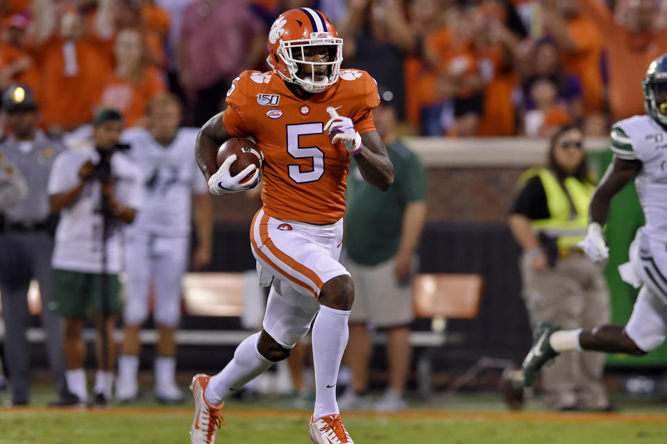 Clemson's Tee Higgins runs to the end zone for a touchdown during the first half of the team's NCAA college football game against Charlotte on Saturday, Sept. 21, 2019, in Clemson, S.C. (AP Photo/Richard Shiro)