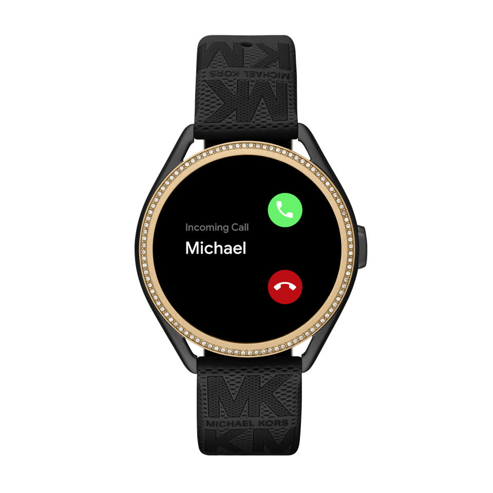 Michael Kors Access Gen 5e MKGO at CES 2021