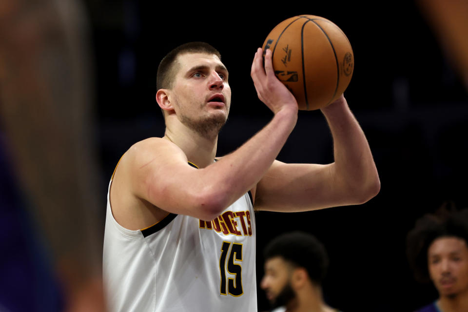 丹佛金塊球星Nikola Jokic希望自NBA退休後能當一個沒人認識的平凡人。（Photo by David Jensen/Getty Images）