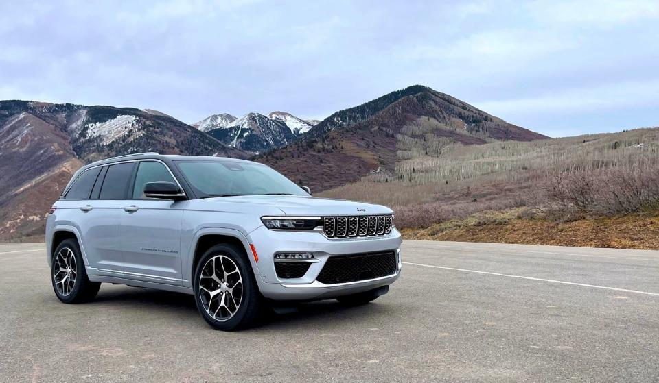 silver 2024 jeep grand cherokee