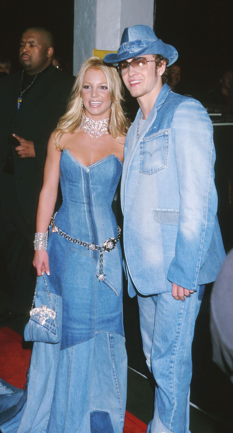 The 50 Craziest, Most Cringe-Worthy Outfits Celebrities Wore In The Early 2000s