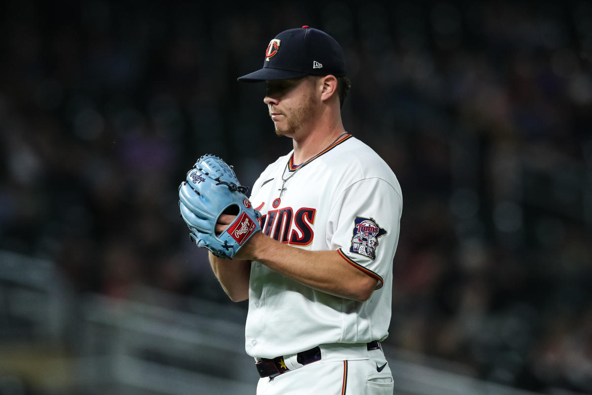 Fantasy Baseball: The Twins have a closer issue — which side