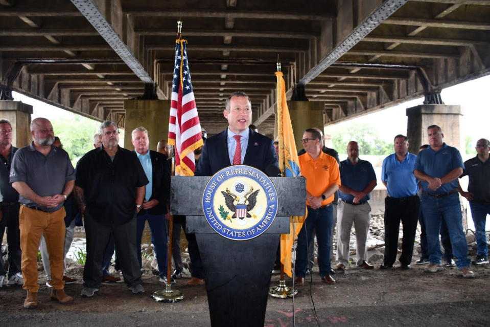 Gottheimer announcing his Infrastructure Investment Portal underneath the Route 4 Hackensack River Bridge on July 10, 2023.