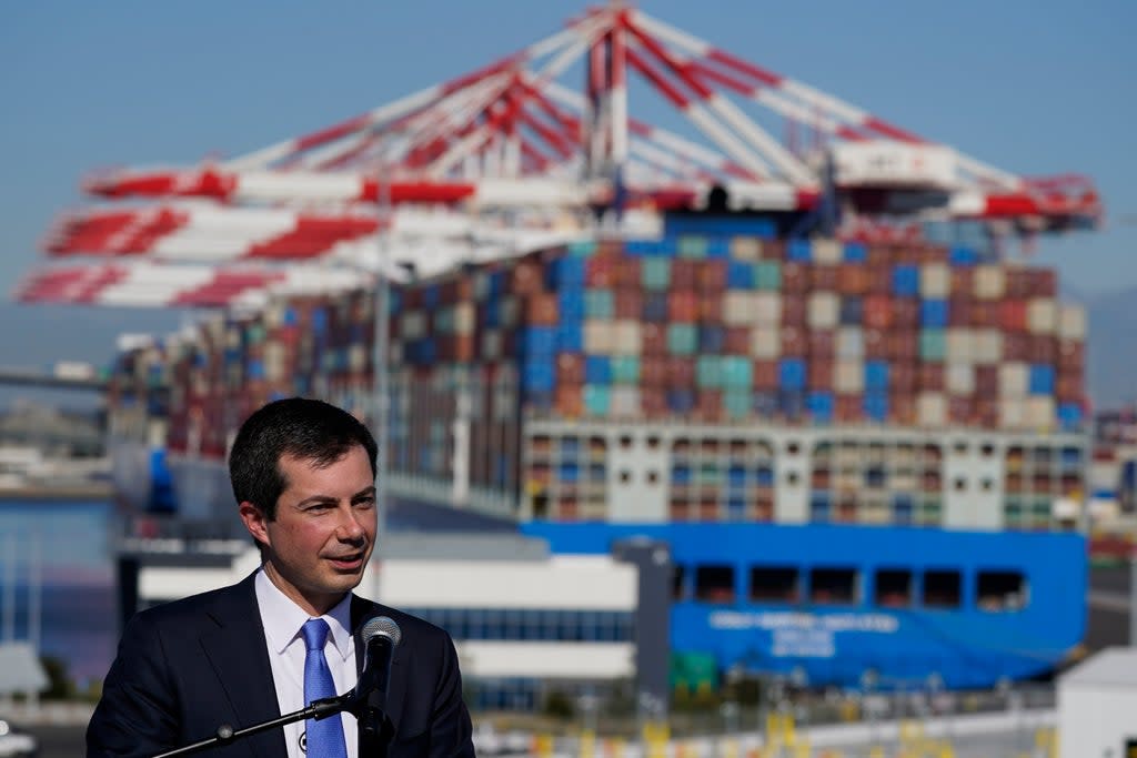 Buttigieg Supply Chain (Copyright 2022 The Associated Press. All rights reserved)