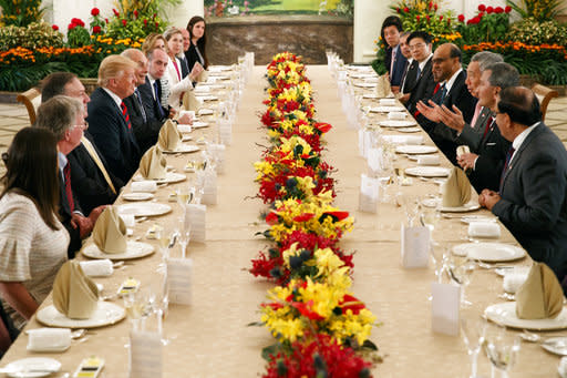 President Donald Trump meets with Singapore Prime Minister Lee Hsien Loong. (AP Photo/Evan Vucci)