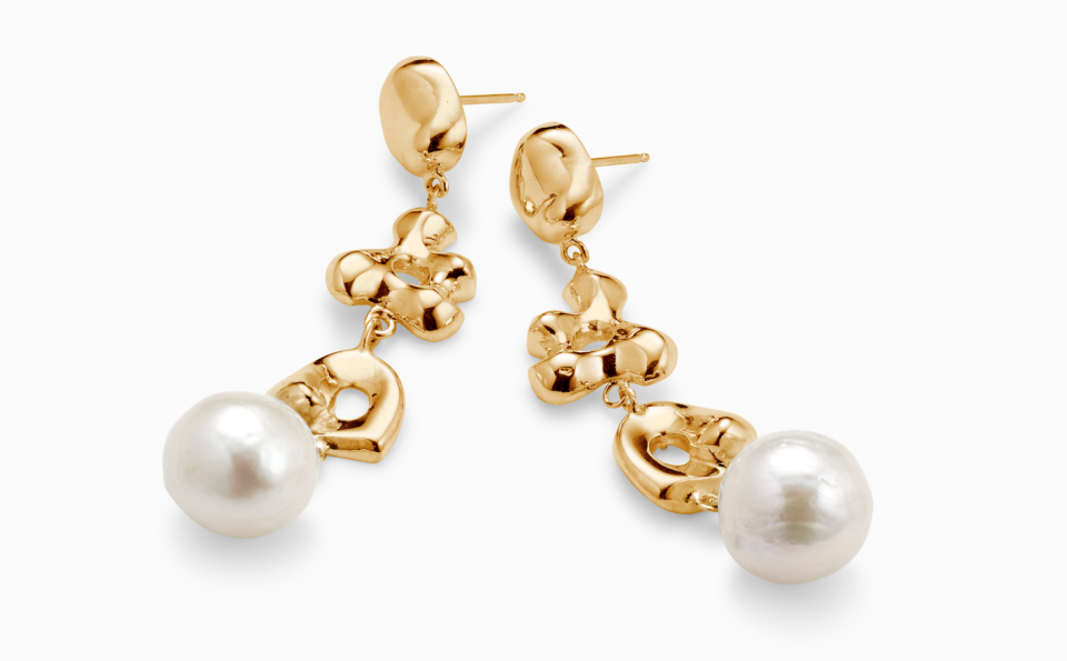 Agmes’ Diane earrings (0) in gold vermeil with freshwater pearls. - Credit: Agmes