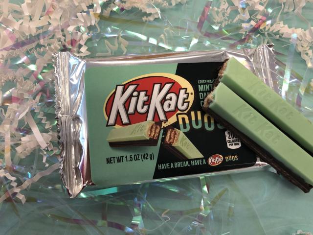 We Got Our Hands on the New Kit-Kat Duos Mint + Dark Chocolate