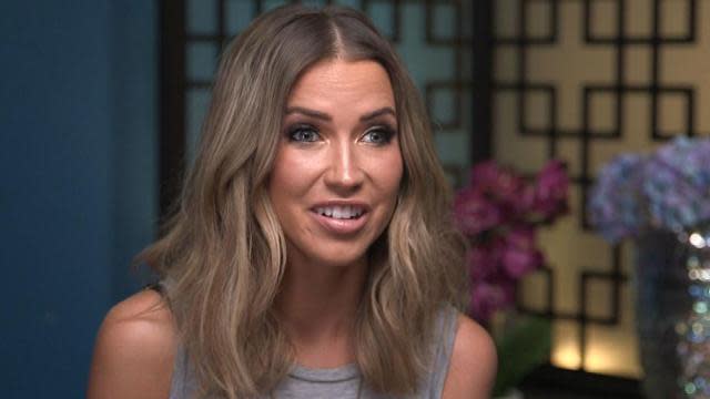 1. Kaitlyn Bristowe's Blonde Hair Transformation - wide 5