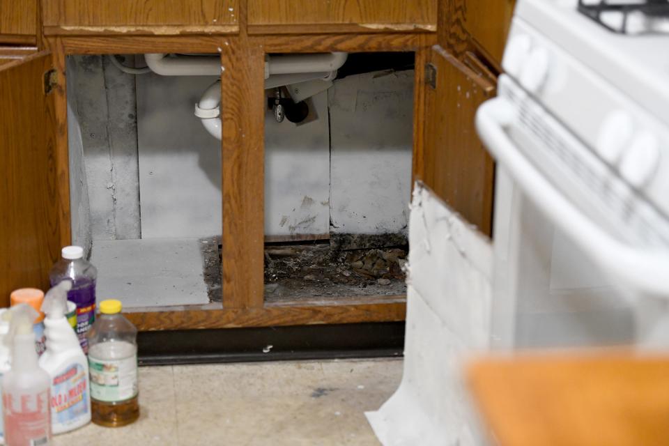 Tenants of Victory Square Apartments in Canton are demanding better living conditions, as many of them are living with black mold caused by faulty plumbing.