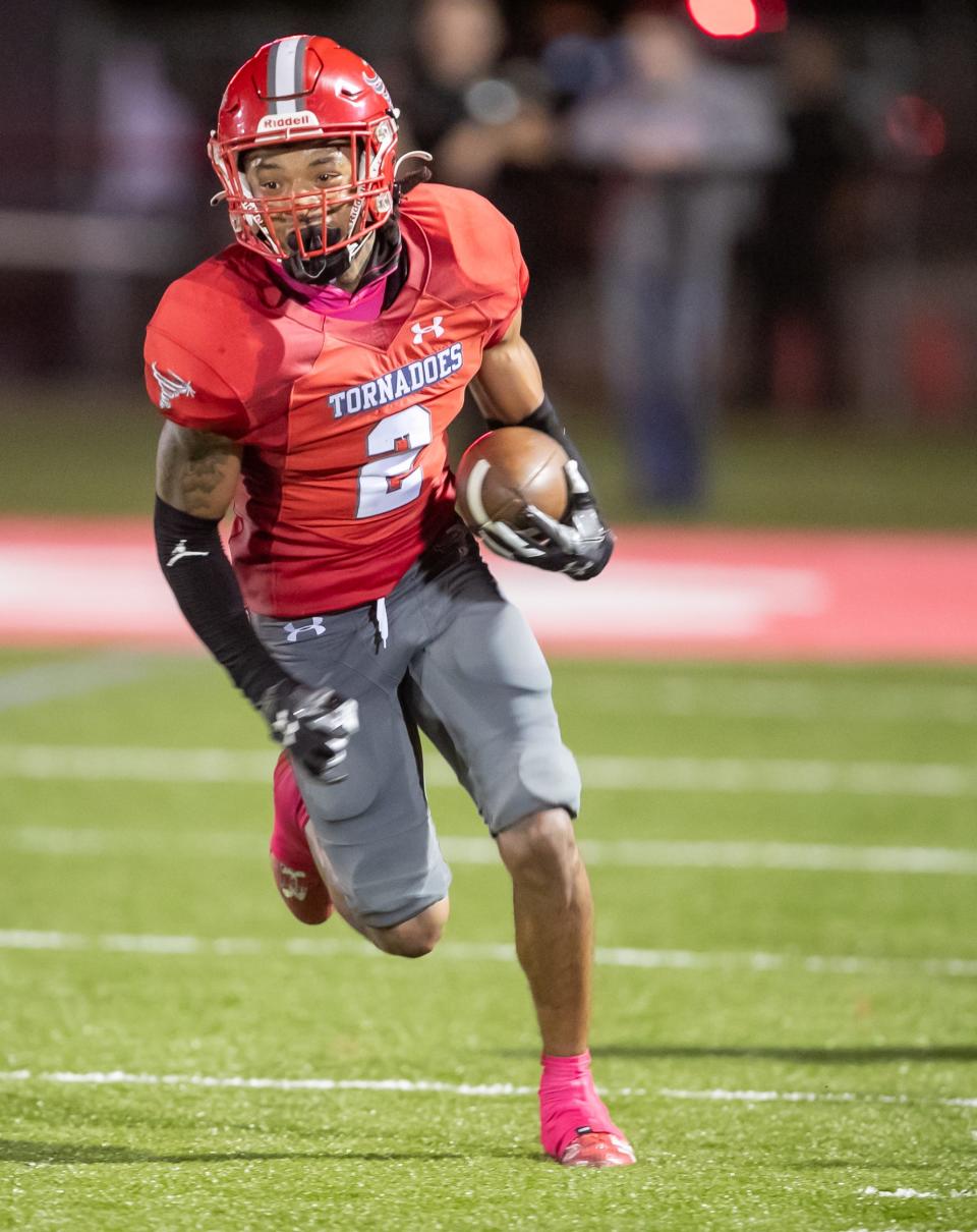 Bradford Chalil Cummings (2) runs for yards as Bradford takes on Lecanto at Bradford High School in Starke, FL on Friday, October 20, 2023. [Alan Youngblood/Gainesville Sun]