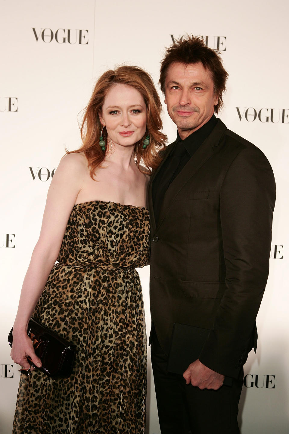 Actress Miranda Otto and husband Peter O'Brien arrive for Vogue Australia's 50th Anniversary Party at Fox Studios on July 31, 2009 in Sydney, Australia. 