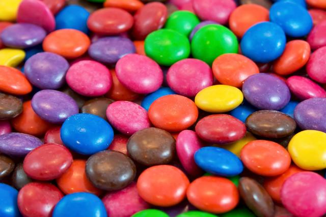 Man Breaks Guinness World Record By Stacking Five M&Ms