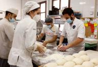 World baking champion struggles with rise of energy prices