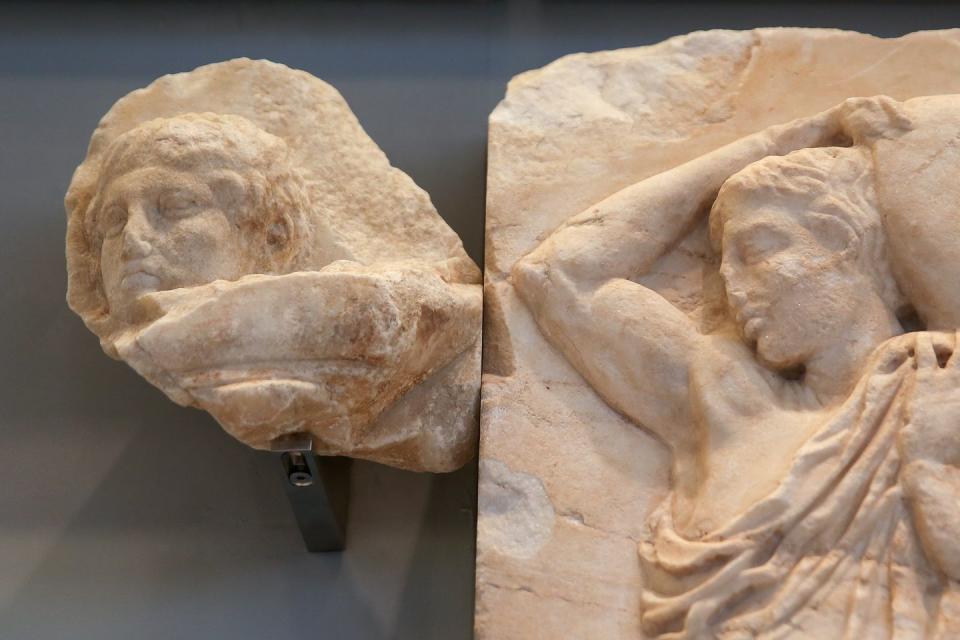 athens reunification ceremony for three parthenon fragments
