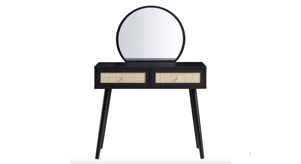 Daals dressing table 