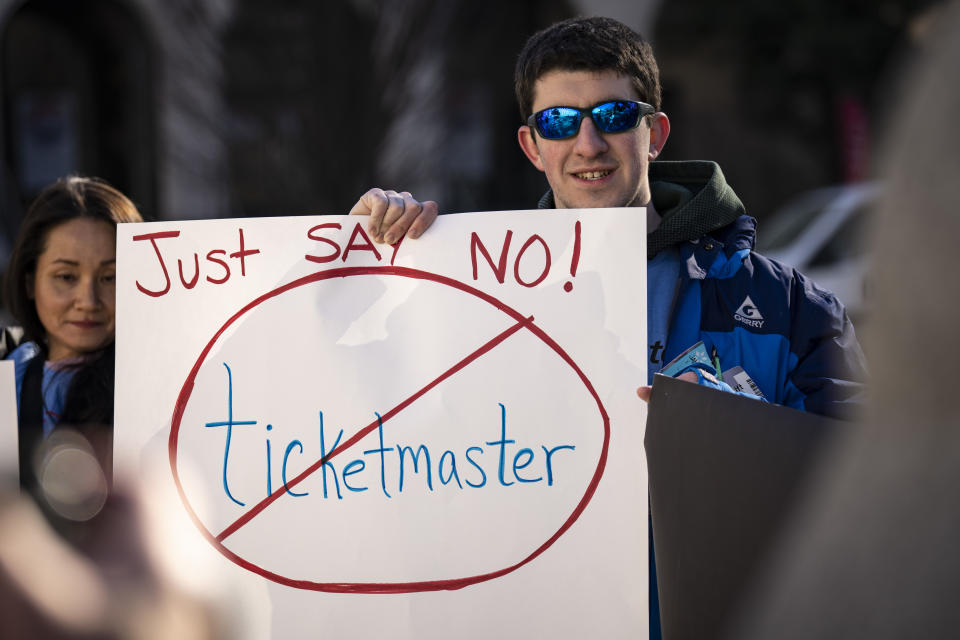 WASHINGTON, DC - JANUARY 24: Amy Edwards and Parker Harrison demonstrate against the live entertainment ticket industry outside the U.S. Capitol January 24, 2023 in Washington, DC. The Senate Judiciary Committee is holding a hearing this morning to explore whether the merger of Live Nation and Ticketmaster has stifled competition and harmed the consumer marketplace. (Photo by Drew Angerer/Getty Images)