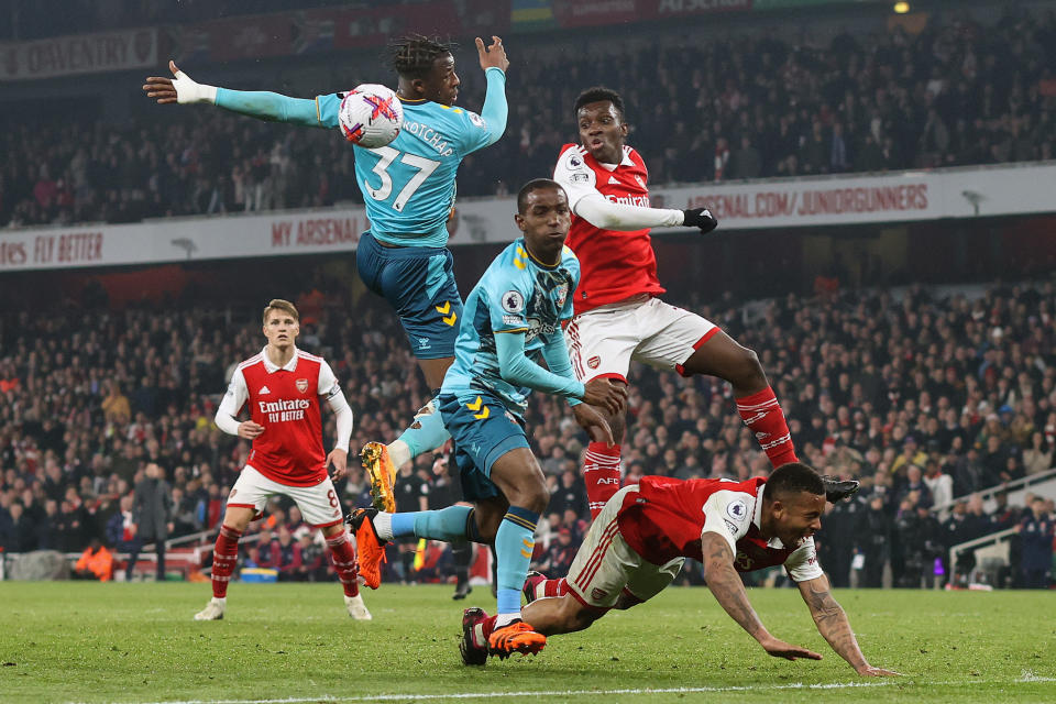 LONDON, ENGLAND - APRIL 21:  Armel Bella-Kotchap of Southampton, Eddie Nketiah of Arsenal, Ibrahima Diallo of Southampton and Gabriel Jesus of Arsenal during the Premier League match between Arsenal FC and Southampton FC at Emirates Stadium on April 21, 2023 in London, United Kingdom. (Photo by Charlotte Wilson/Offside/Offside via Getty Images)