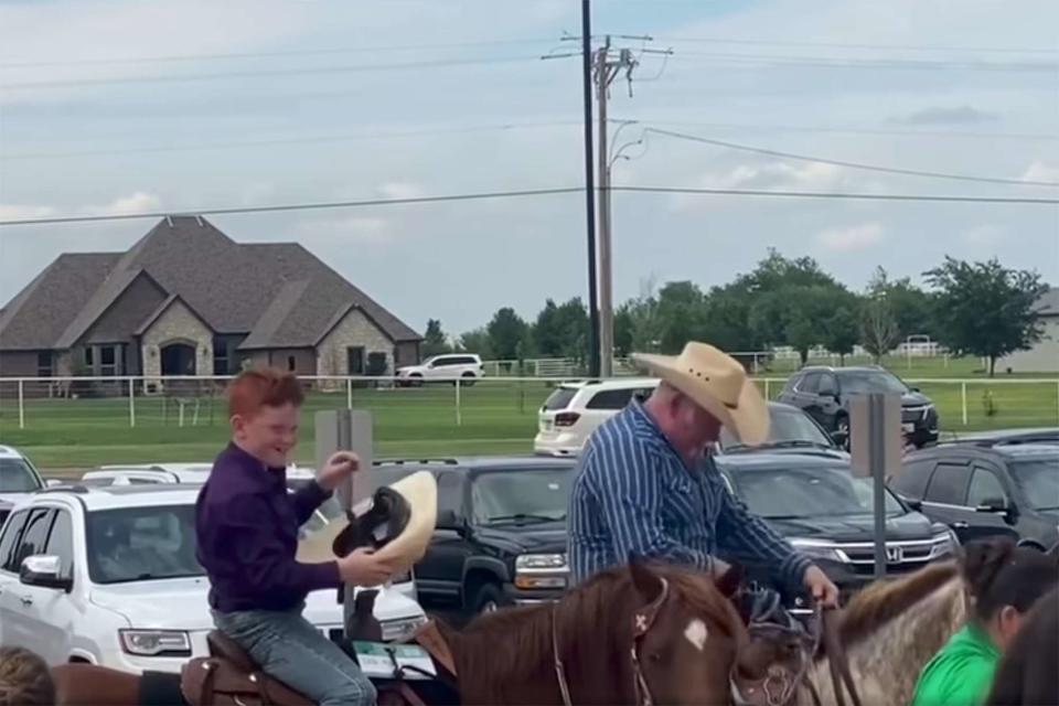 <p>Deer Creek School District</p> The horseback pickup