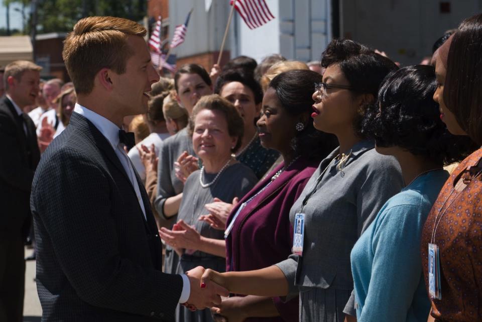 DF-04856_R2 - Katherine G. Johnson (Taraji P. Henson), flanked by fellow mathematicians Dorothy Vaughan (Octavia Spencer) and Mary Jackson (Janelle MonÃ¡e) meet the man they helped send into orbit, John Glenn (Glen Powell), in HIDDEN FIGURES.  Photo Credit: Hopper Stone.