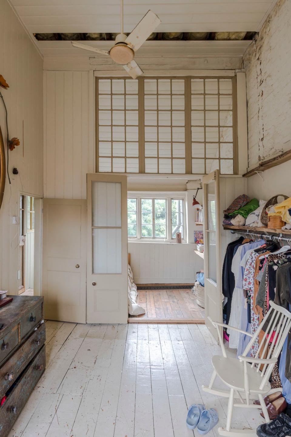 The weavers’ loft had wide windows to maximise light (The Unique Property Company)