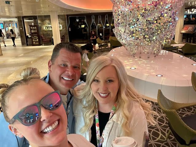 <p>Jessalynn Siwa Instagram</p> Jojo Siwa with her parents, Tom and Jessalynn