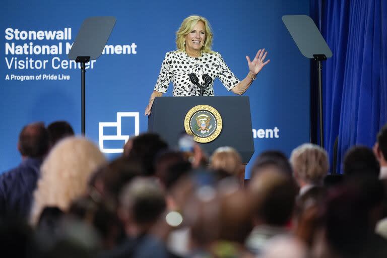 Jill Biden habla en Nueva York (AP Photo/Julia Nikhinson)